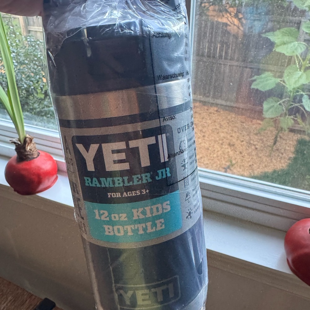 YETI Rambler Jr. Kids Bottle - Deep Blue